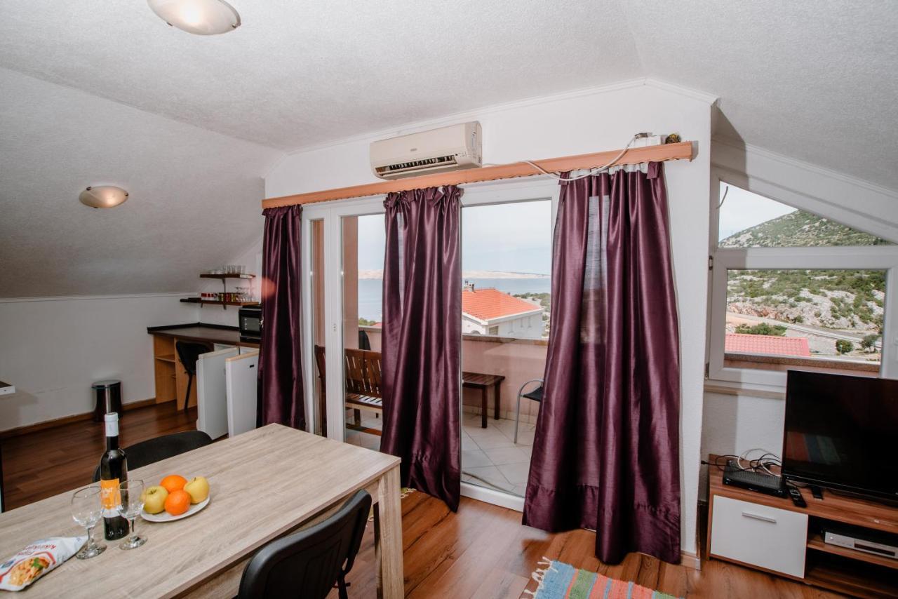 Апартаменти Apartmens Leona Карлобаг Екстер'єр фото